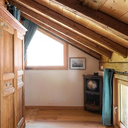 Apartment Le Petit Duplex De La Combe